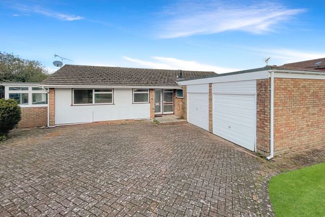 Thumbnail Detached bungalow to rent in Lammas Close, Cowes, Isle Of Wight