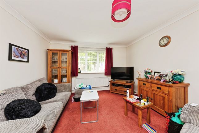 5, Blackthorn Road, Canterbury photo 4