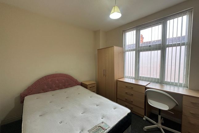 Flat 2, 13 Beckingham Road, Leicester photo 5