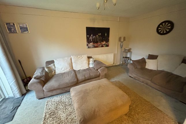 Property to rent in Plymouth Road, Barry