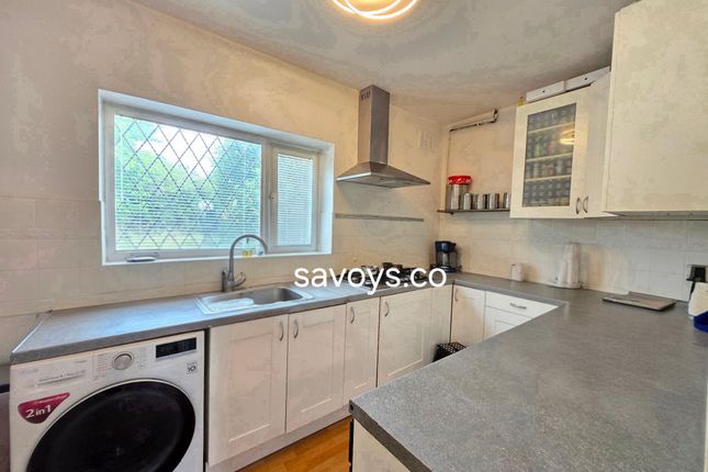 Edwyn Close, Barnet photo 2