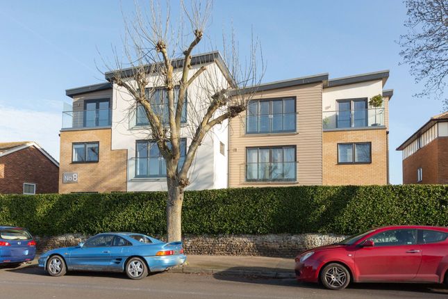 Flat for sale in Beach Avenue, Birchington