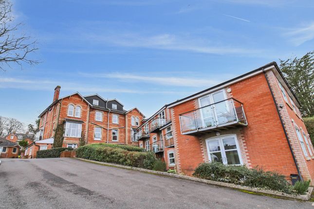 Flat for sale in Fig Tree Court, Canal Hill, Tiverton