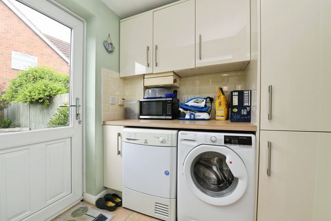 109, Downhall Park Way, Rayleigh photo 3