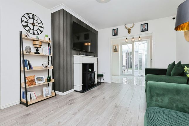 133, Gressel Lane, Birmingham photo 4
