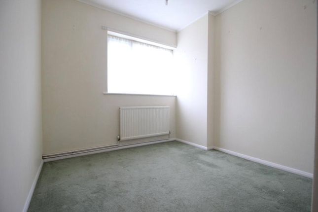 22, New Barn Lane, Bognor Regis photo 5