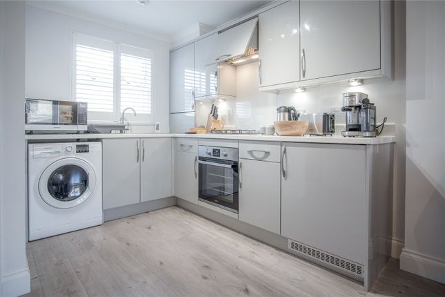 Ty Melyn, 5, Cottage Mews, Pembrokeshire photo 5