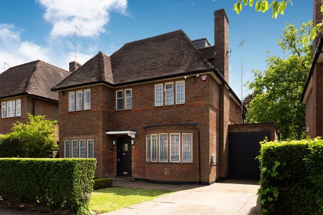 Thumbnail Detached house for sale in Meadway, London