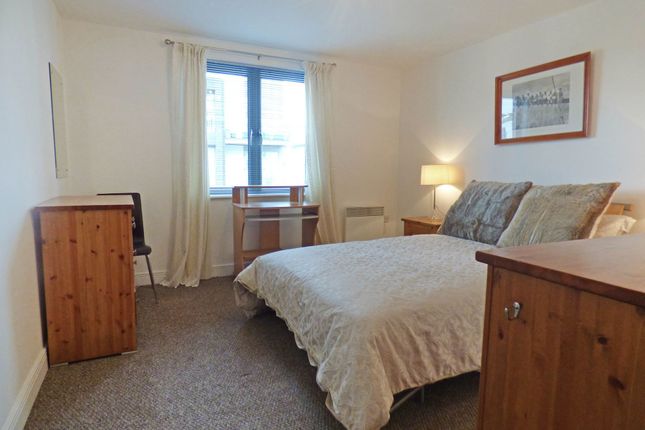96 Willbrook House, Worsdell Drive, Gateshead photo 2