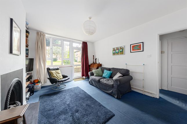 Flat for sale in Holderness Way, London
