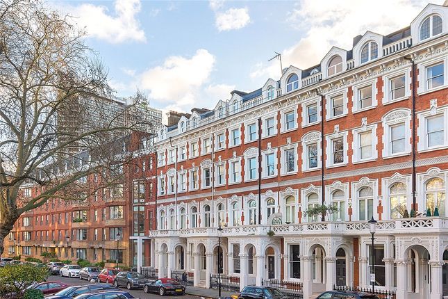 Flat to rent in Emperors Gate, South Kensington, London