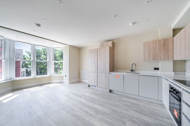 Beeches- Apartment 2,, Albany Road, Hampshire photo 2