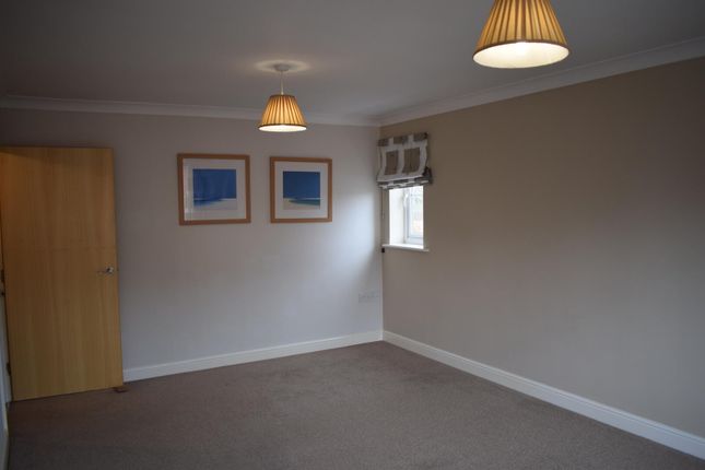 3, The Croft, Nuneaton photo 4