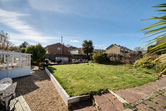 1, Juniper Close, Lymington photo 3
