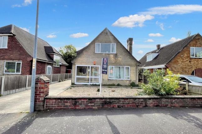 Detached house for sale in Swallowbeck Avenue, Lincoln