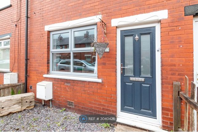 Lodge Lane, Dukinfield photo 3