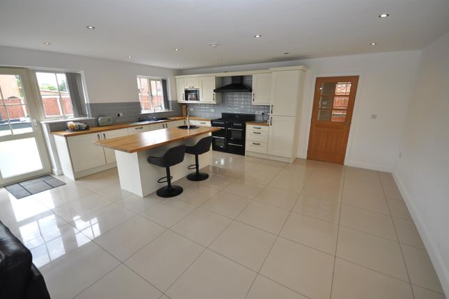 Barnsdale House, Main Street, Hatfield Woodhouse photo 4