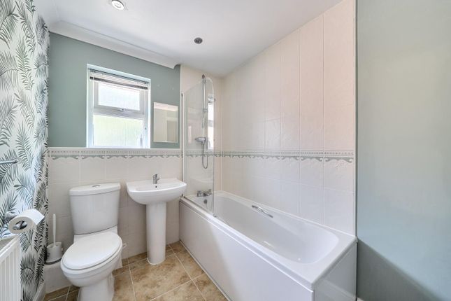 4, Pine Tree Mews, Barlby photo 4