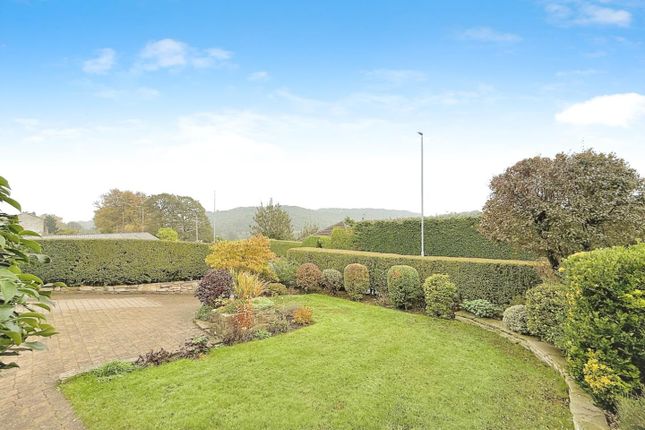 134, Hough Side Road, Pudsey photo 4