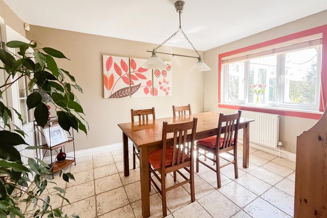 4, Thorntree Close, Heathfield photo 4