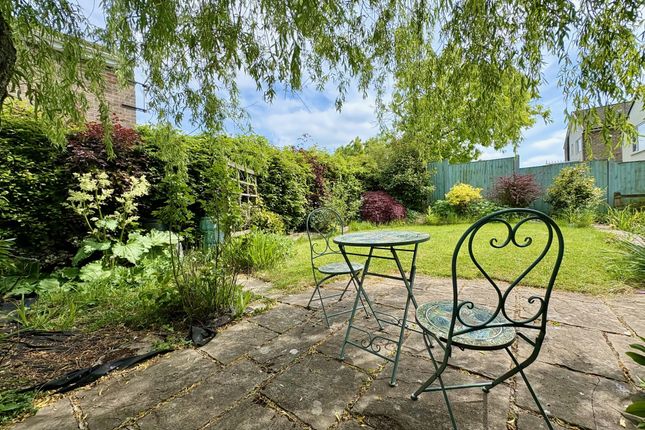 54, Gritstone Road, Matlock photo 2