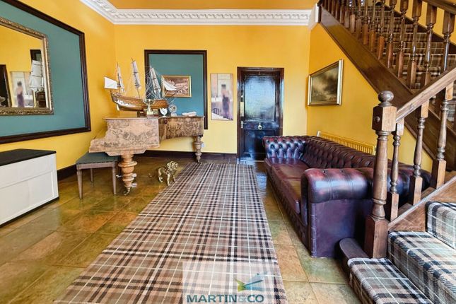 Forest Hill House, Forest Hill Park, Worksop photo 4