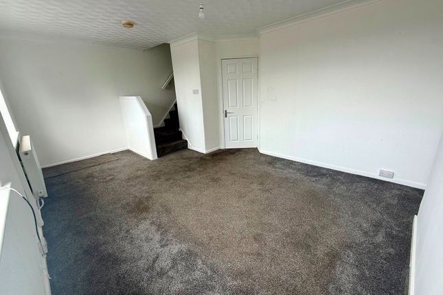 7b, Hawthorn Crescent, Skelmersdale photo 3