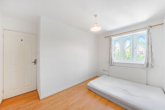 Detached house to rent in Broadgate Road, London