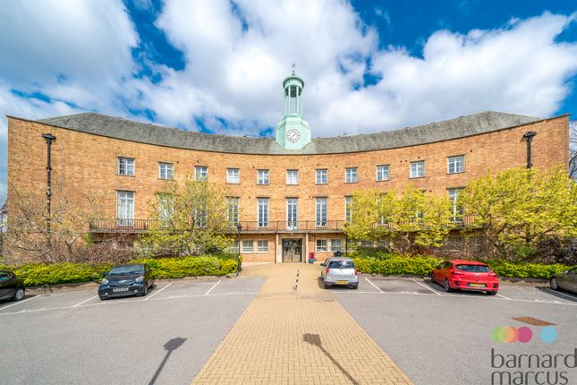 Flat for sale in Constable Close, London