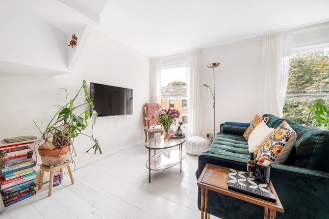 Flat 3, 41, Kellett Road, London photo 2