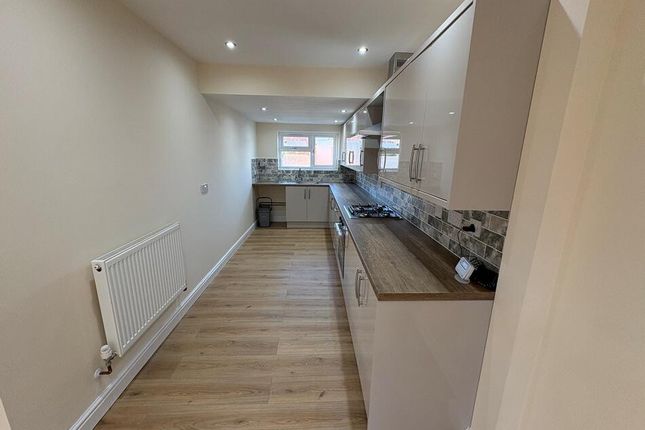 Carlton Crescent, Burntwood photo 2