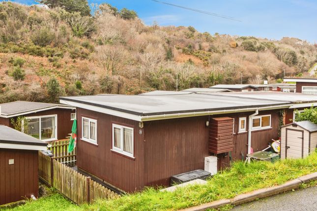 73, Summercliff Chalets, West Glamorgan photo 3