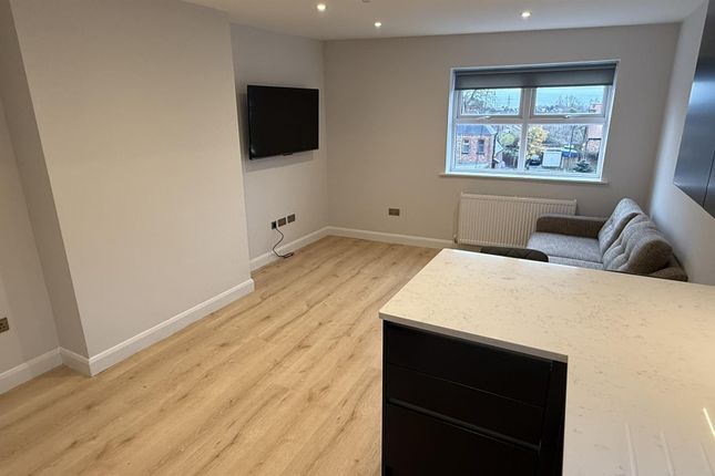 Flat 5, 7, Church Road, Urmston photo 5