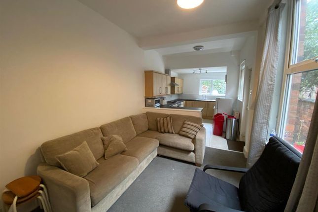 22 Kensington Road, Coventry photo 3