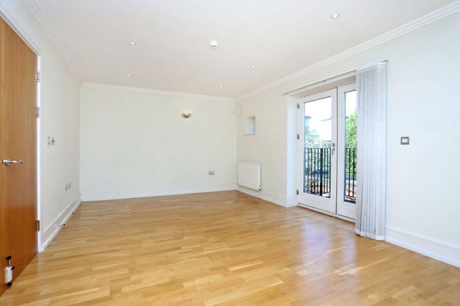 Property to rent in Tallow Road, Brentford