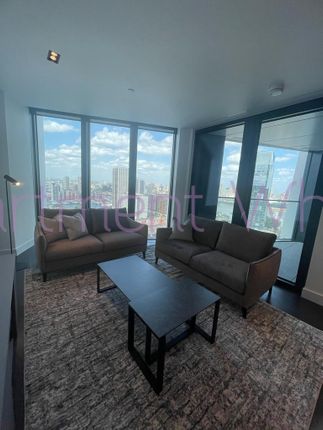 Flat to rent in -Bed -Bath Amory Tower, Marsh Wall, Canary Wharf
