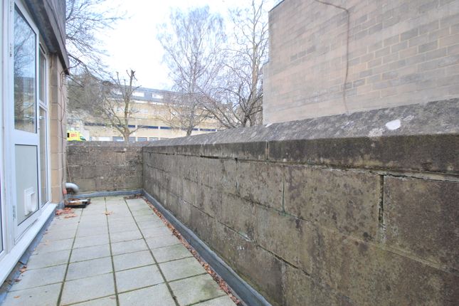 21, BATH photo 3