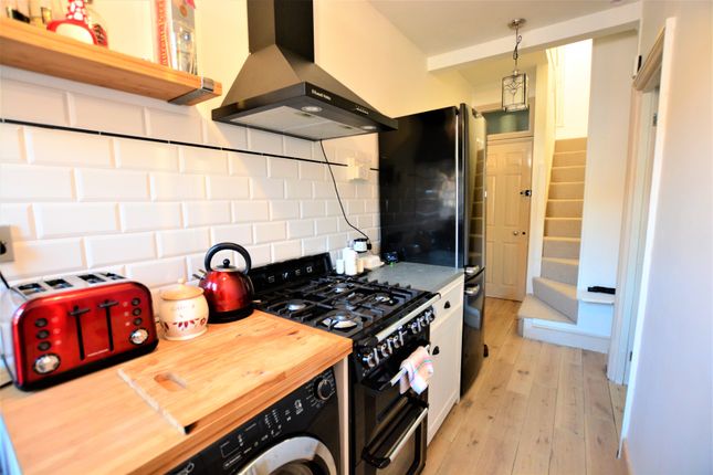 Flat for sale in Lyndhurst Road, Hove