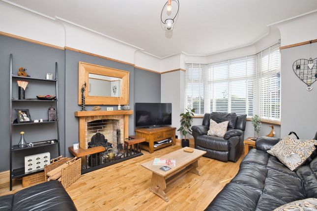 56, Warten Road, Kent photo 2