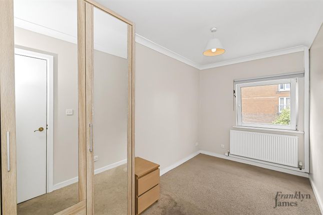 7, Homer Drive, London photo 2