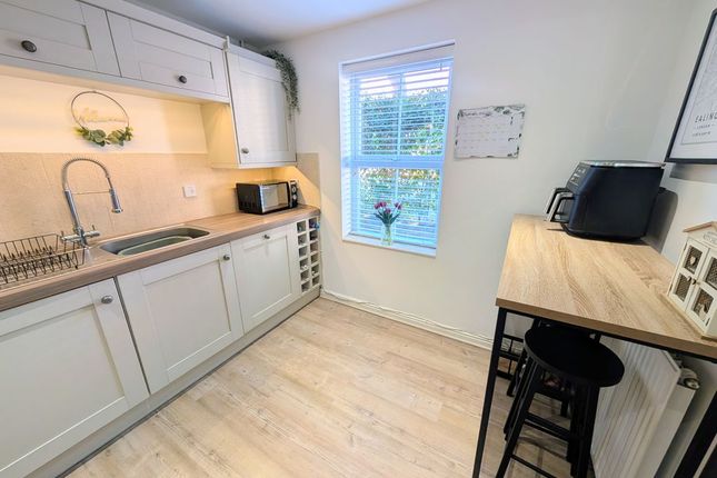 86, King Edward Road, Nuneaton photo 2