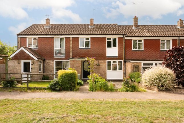 3-bed house on 15, Oakwood, Horsham, £325,000