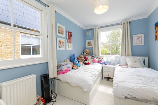 End terrace house for sale in Felsham Road, London