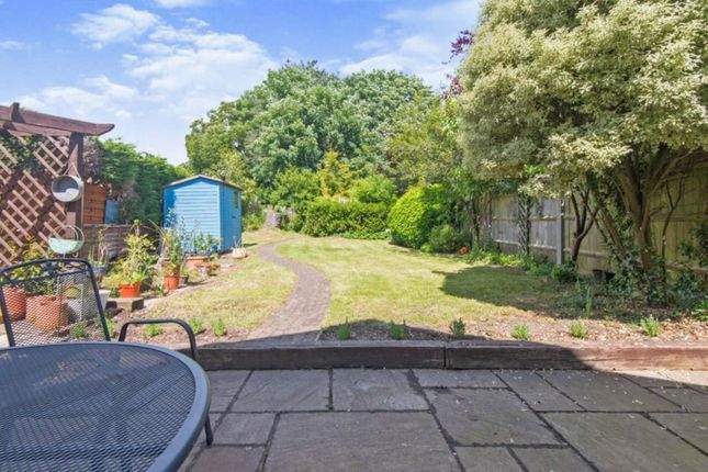 373, Fair Oak Road, Eastleigh photo 4