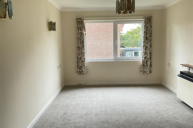 Thumbnail Flat for sale in Sylvan Way, Bognor Regis, West Sussex