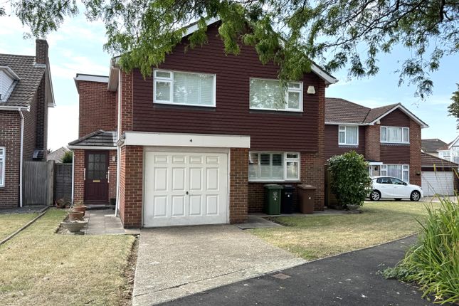 3-bed detached on 4, East Court, Drayton, £565,000