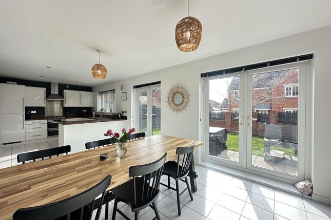 170, Carleton Road, Pontefract photo 4