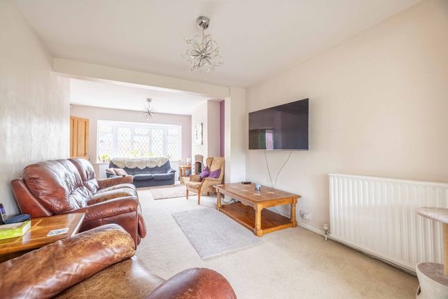 21, Hazell Way, Stoke Poges photo 2