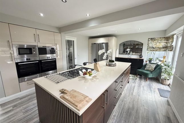 30, Elmfield, Houghton Le Spring photo 3
