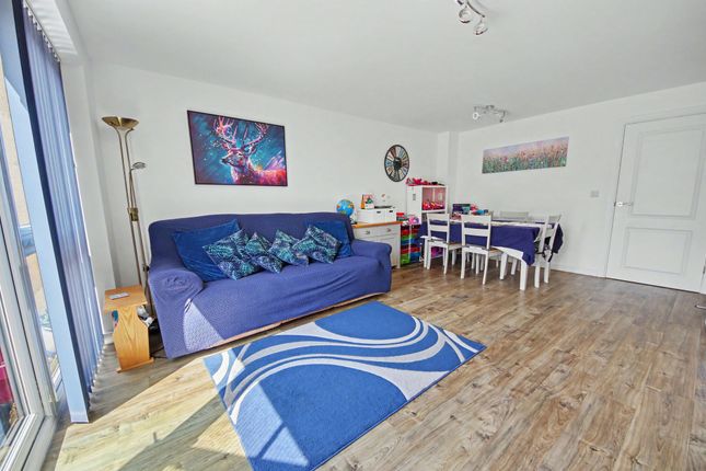 12 Catland Copse, Southampton photo 3